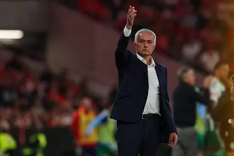 مرشح لرئاسة بنفيكا: مورينيو لا يعجبني.. وأتمنى التعاقد مع كلوب